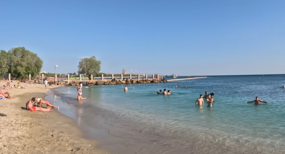 Free Plaz Pikpa Beach